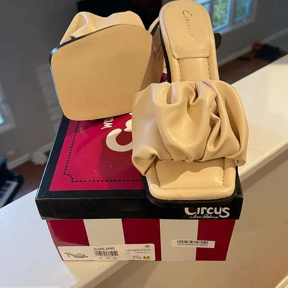 Sam Edelman-size 7.5 - Picture 2 of 2